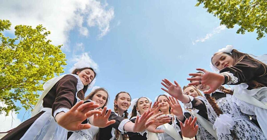 Farewell to School/Graduation